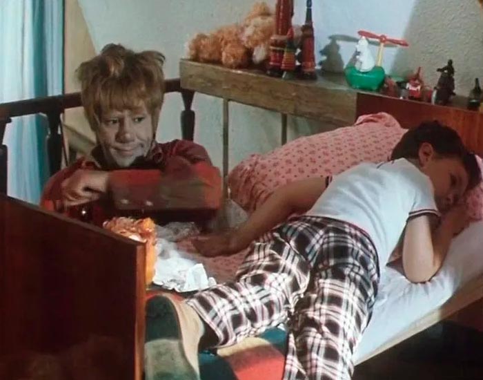 Кадр из фильма Малыш и Карлсон, который живет на крыше кадр Малыш и Карлсон, который живет на крыше 4