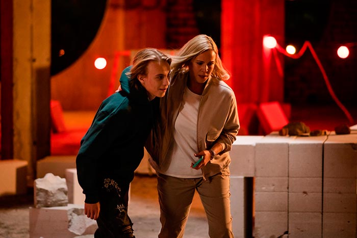 Кадр из фильма Мама может кадр Мама может 6