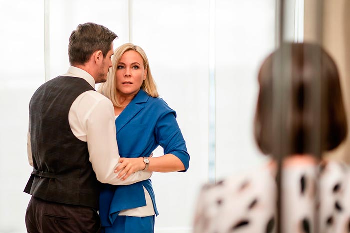 Кадр из фильма Мама может кадр Мама может 11