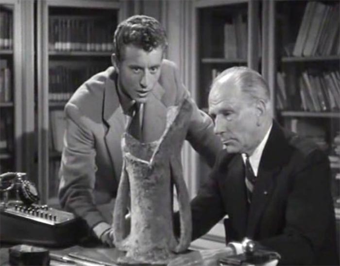 Кадр из фильма Манина, девушка без покрывала кадр Манина, девушка без покрывала 3