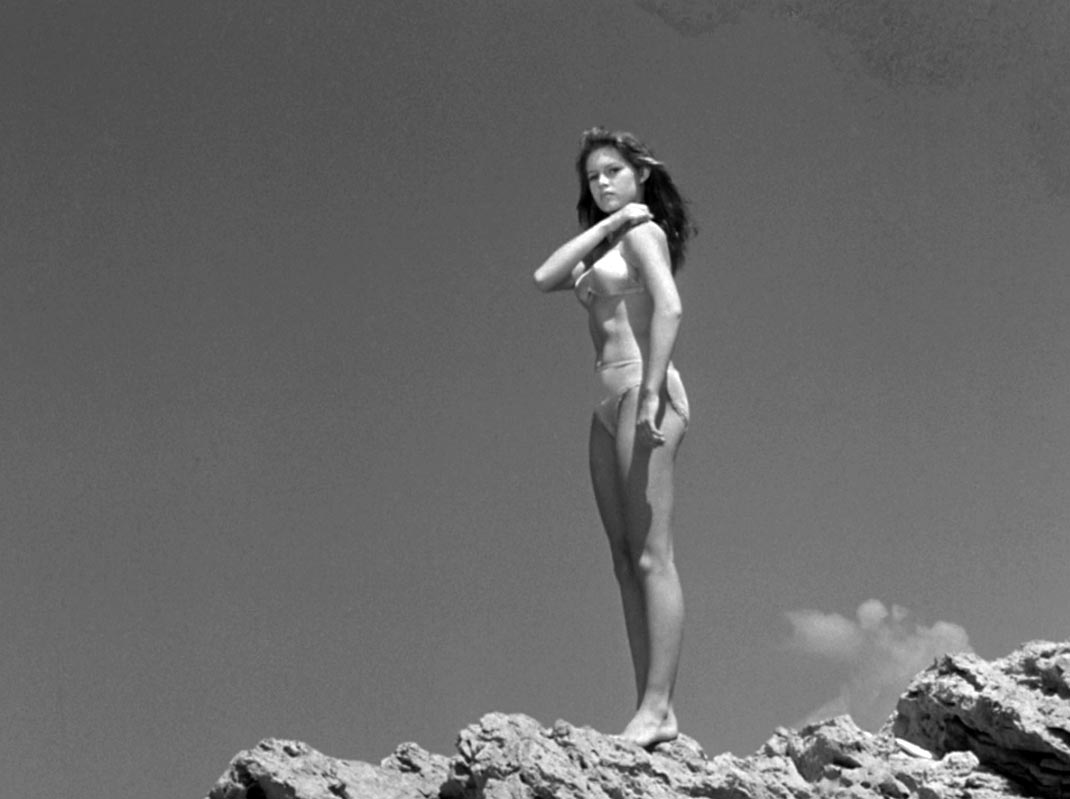 Кадр из фильма Манина, девушка без покрывала кадр Манина, девушка без покрывала 17