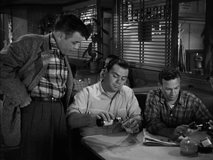 кадр Марти 7