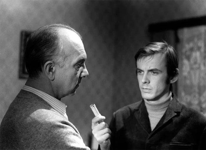 кадр Меченый атом 5