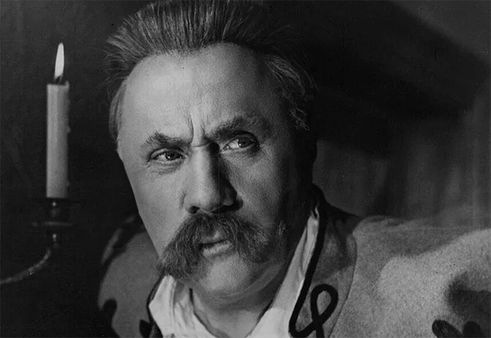 кадр Медведь 2