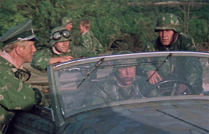 Кадр из фильма Мерседес уходит от погони кадр Мерседес уходит от погони 4