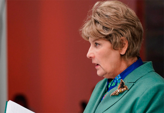 кадр Между нами, девочками 6