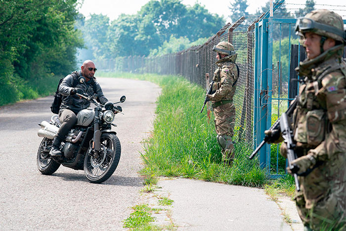 Кадр из фильма Мир в огне кадр Мир в огне 11