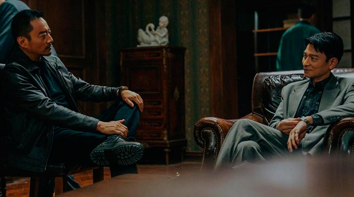 Кадр из фильма Миссия в Москве кадр Миссия в Москве 2