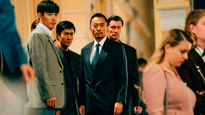 Кадр из фильма Миссия в Москве кадр Миссия в Москве 6