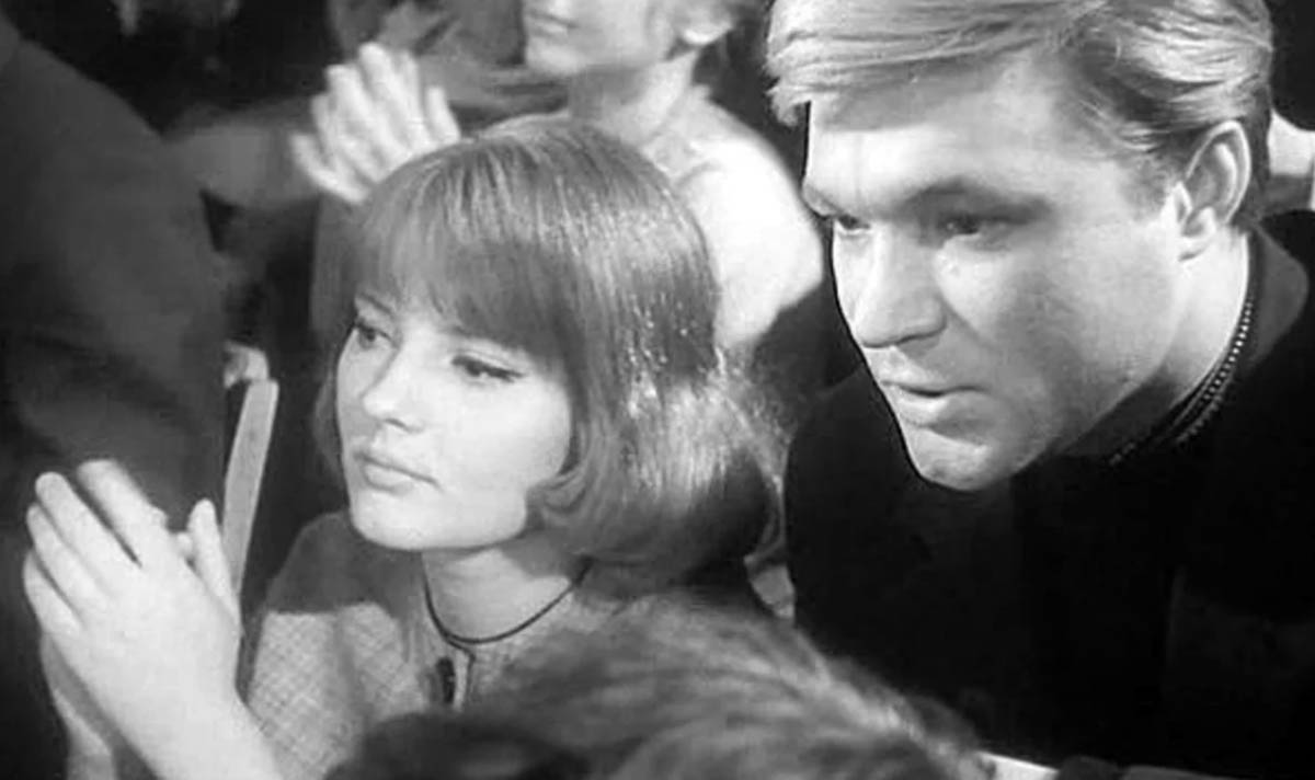 кадр Мне двадцать лет 20