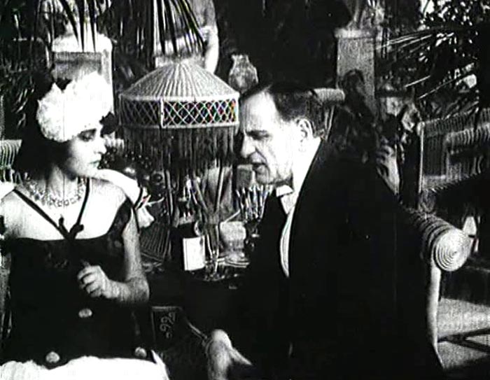 кадр Молчи, грусть, молчи 7