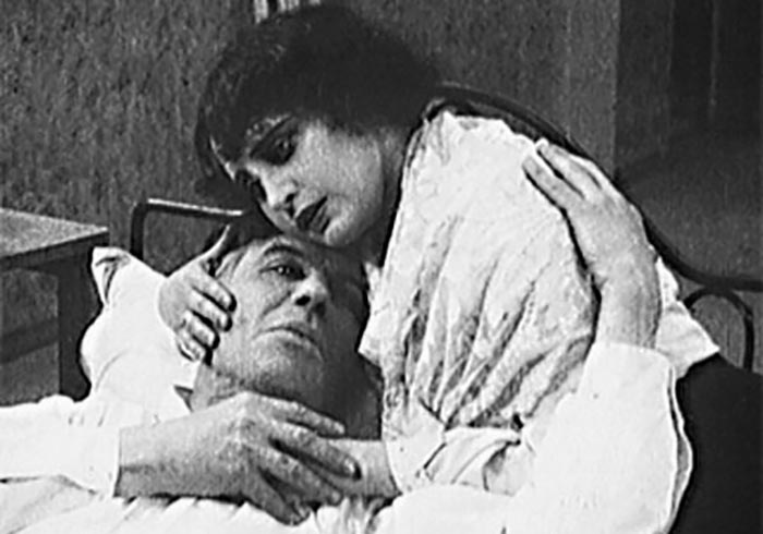 кадр Молчи, грусть, молчи 9