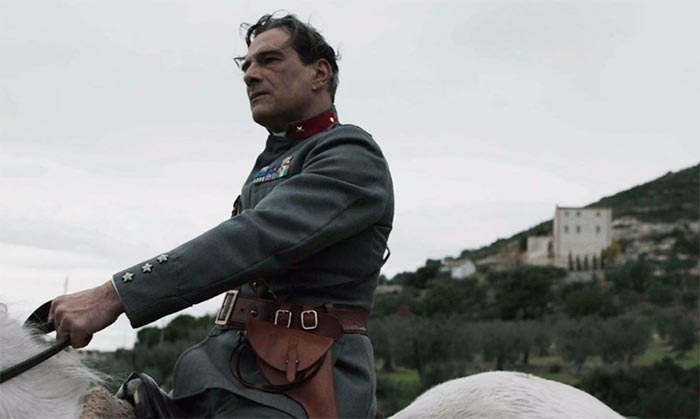 Кадр из фильма Молодой папа кадр Молодой папа 8