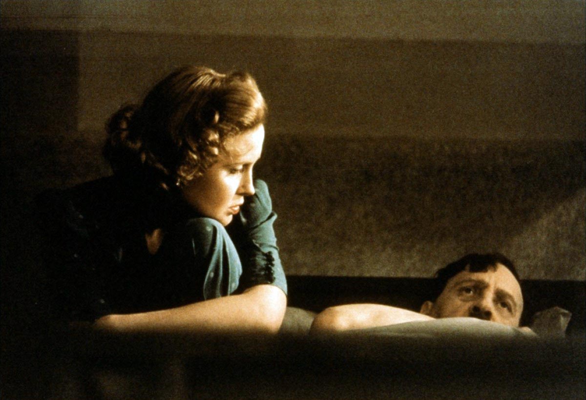 Кадр из фильма Молох кадр Молох 4