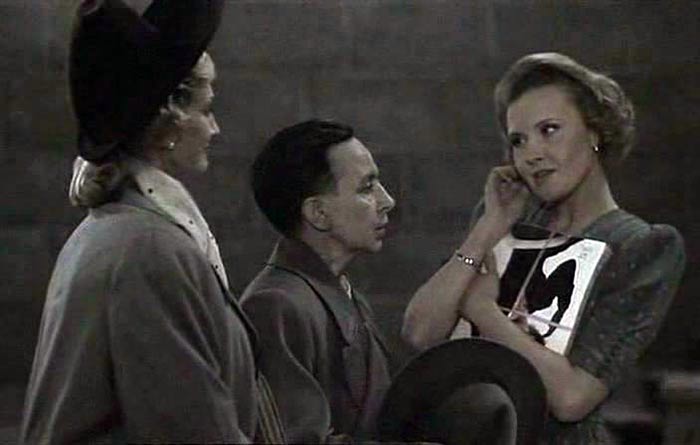 Кадр из фильма Молох кадр Молох 10