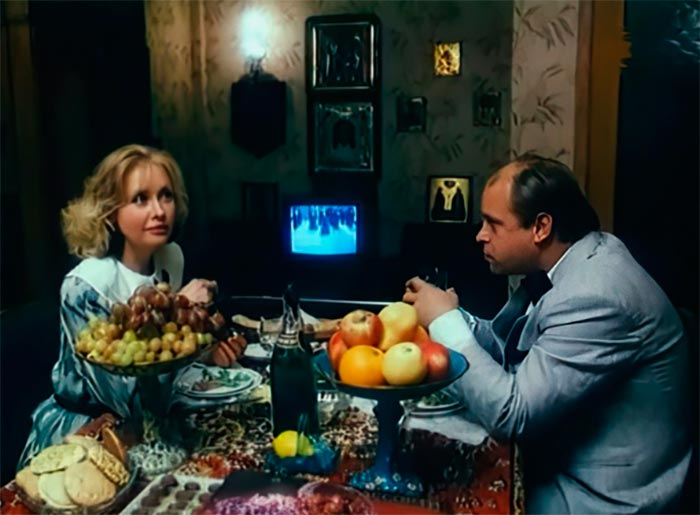 кадр Мой муж - инопланетянин 8