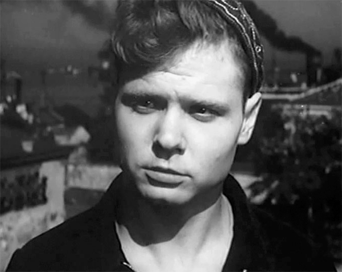 кадр На переломе 10