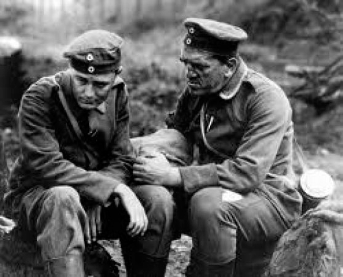 Фильм «На западном фронте без перемен» (1930) - сюжет, актеры и роли ...