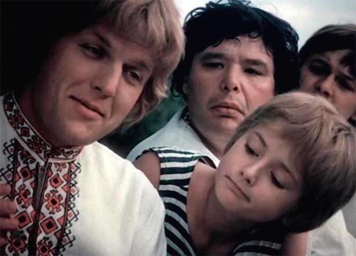 Кадр из фильма На златом крыльце сидели... кадр На златом крыльце сидели... 2