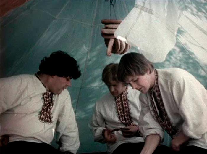 Кадр из фильма На златом крыльце сидели... кадр На златом крыльце сидели... 10