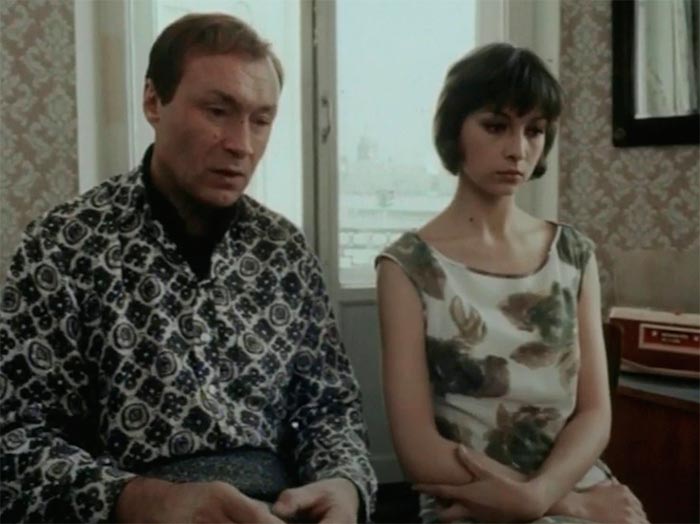 кадр Над тёмной водой 5