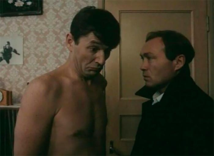 кадр Над тёмной водой 8