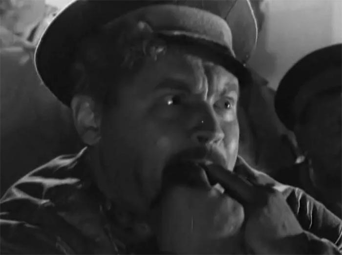 Фильм «Нахаленок» (1961) - сюжет, актеры и роли, кадры из фильма