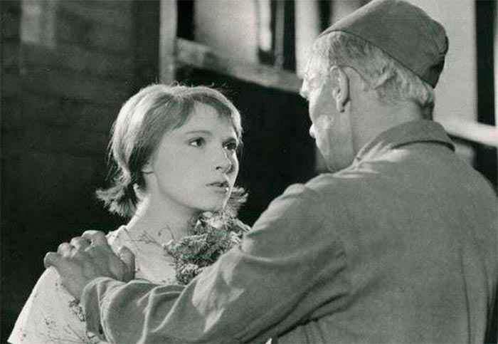 Фильм «Не забудь... станция Луговая» (1966) - сюжет, актеры и роли ...