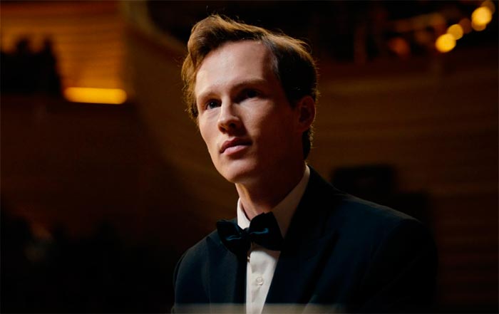 Кадр из фильма Ненормальный кадр Ненормальный 5