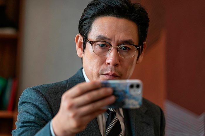 Кадр из фильма Нормальная семья кадр Нормальная семья 2