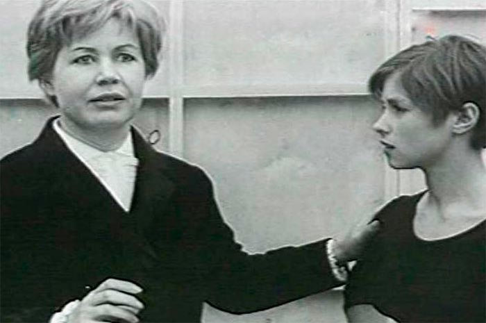 Фильм «Новенькая» (1968) - сюжет, актеры и роли, кадры из фильма