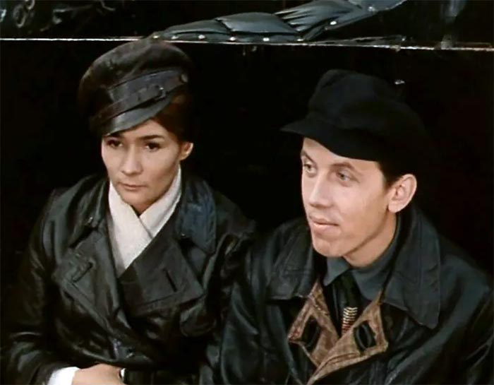 Кадр из фильма О друзьях-товарищах кадр О друзьях-товарищах 8