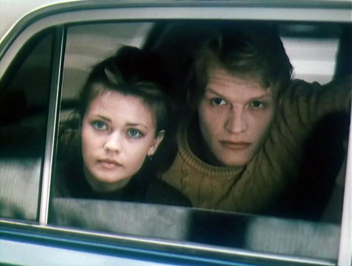Фильм «Обнаженная в шляпе» (1991) - сюжет, актеры и роли, кадры из фильма