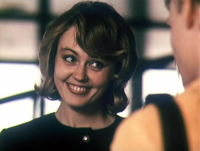 Фильм «Обнаженная в шляпе» (1991) - сюжет, актеры и роли, кадры из фильма