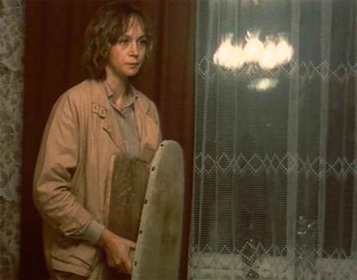 Кадр из фильма Одинокая женщина желает познакомиться кадр Одинокая женщина желает познакомиться 7