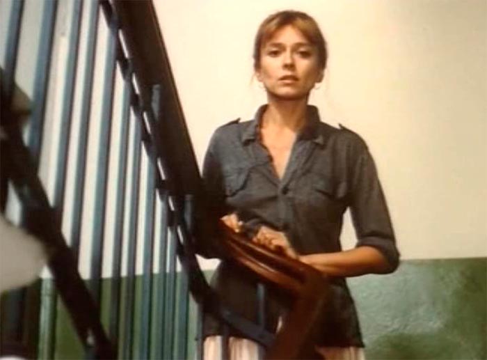 Фильм «Одинокая женщина желает познакомиться» (1986) - сюжет, актеры и ...