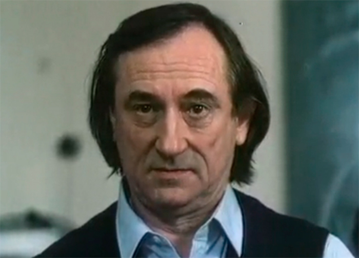 кадр Одинокий игрок 8