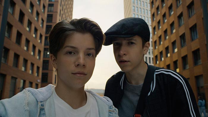 кадр Одна дома. Великолепная пятерка 6