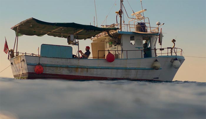 кадр Опасные воды 10