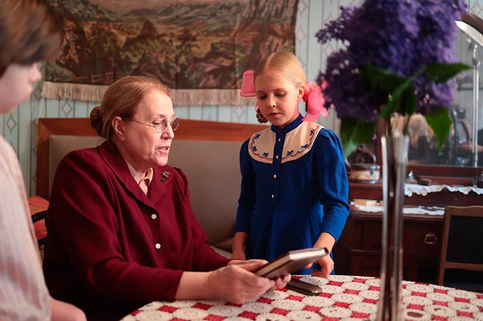 Кадр из фильма Осталась одна Таня кадр Осталась одна Таня 4