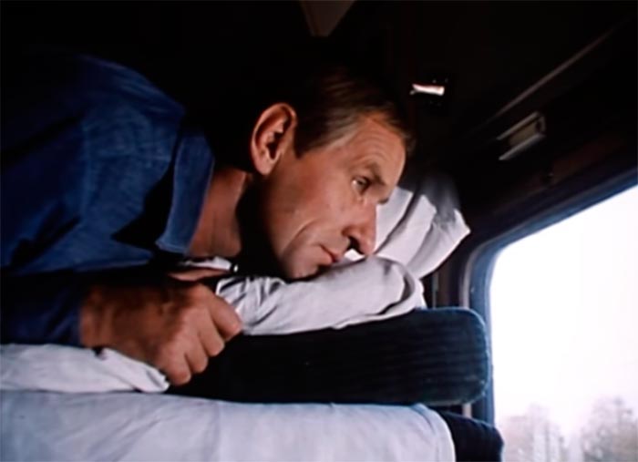 Кадр из фильма Остановился поезд кадр Остановился поезд 11