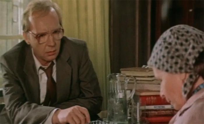 кадр От зарплаты до зарплаты 3