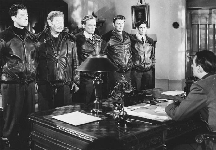 Фильм «Отчаянное путешествие» (1942) - сюжет, актеры и роли, кадры из ...