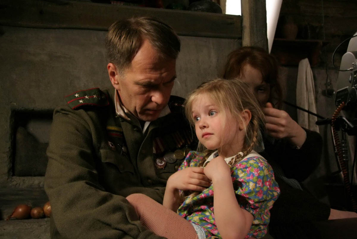 Посмотри сын посмотри дочь. Отец Кутепова Гуськов.