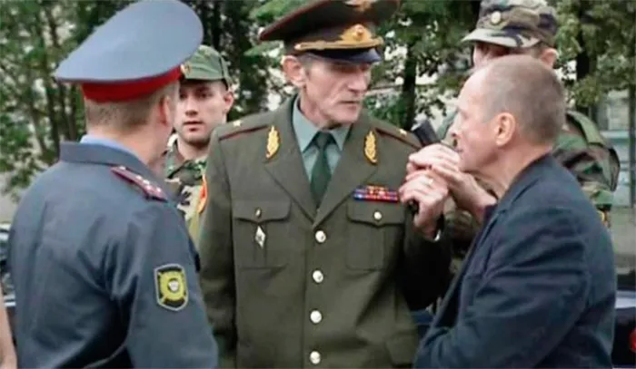 Кадр из фильма Отставник кадр Отставник 5