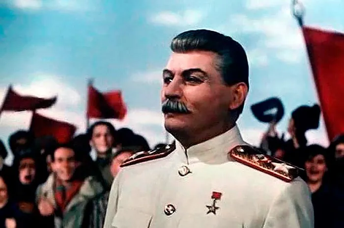 кадр Падение Берлина 2