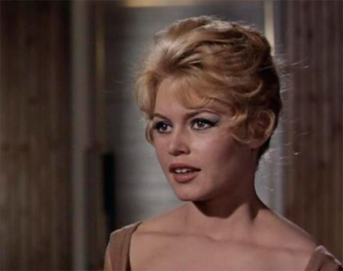 Cleo Bardot