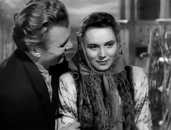 кадр Павлинка 2