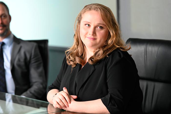 Кадр из фильма Певица на всю голову кадр Певица на всю голову 2