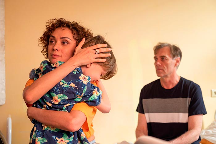 Кадр из фильма Платье цвета моря кадр Платье цвета моря 4